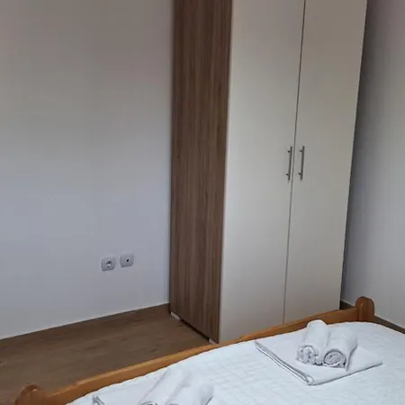 Apartment House Paradise