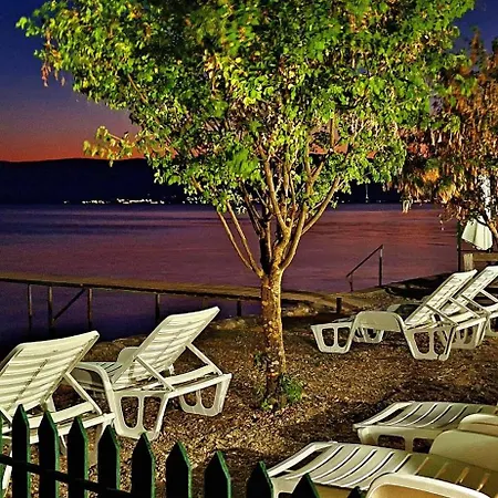 House Paradise Apartment *